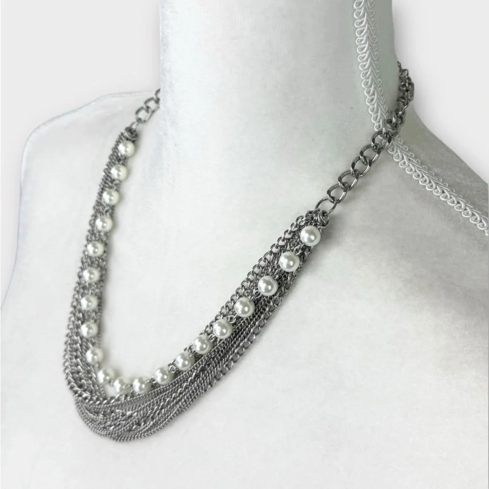 Silver and White Pearl Layered Necklace with Twist Design Thick Multi-strand EUC